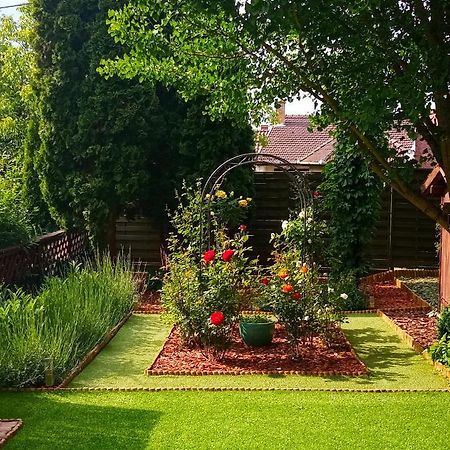 Valentina Apartman Eger Exterior foto